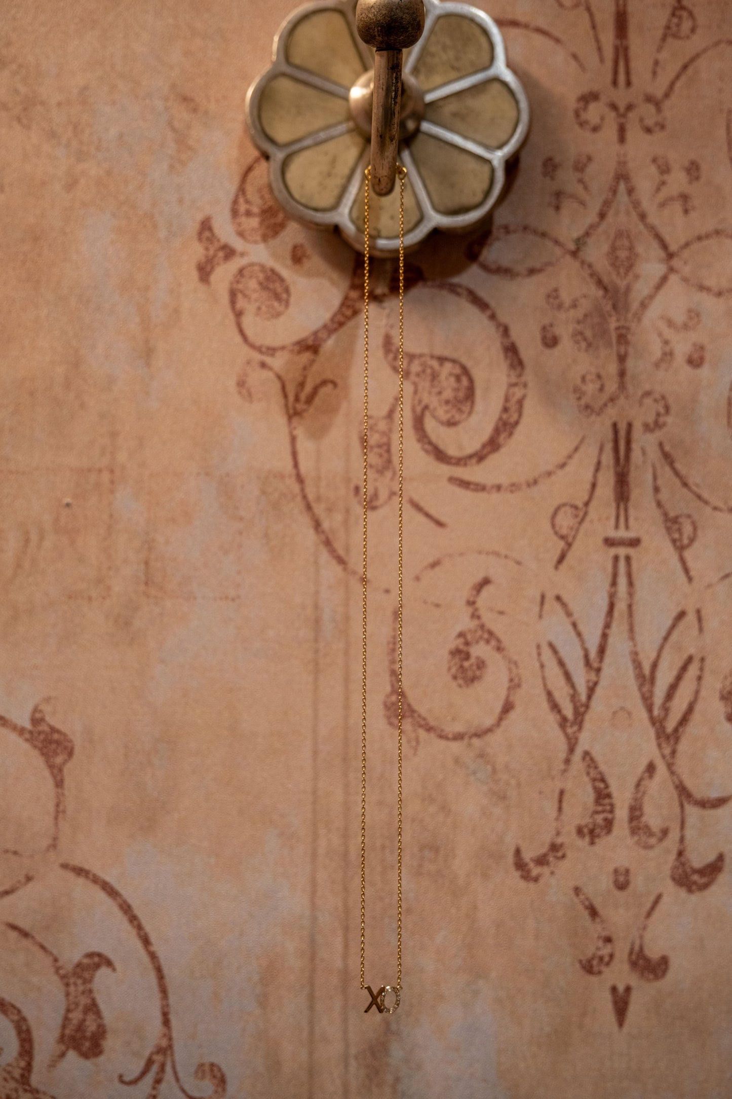 KELLY BELLO XO NECKLACE