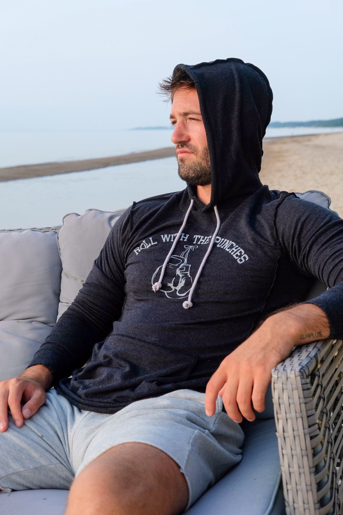 ROLL WITH THE PUNCHES SWEATSHIRT - BLACK