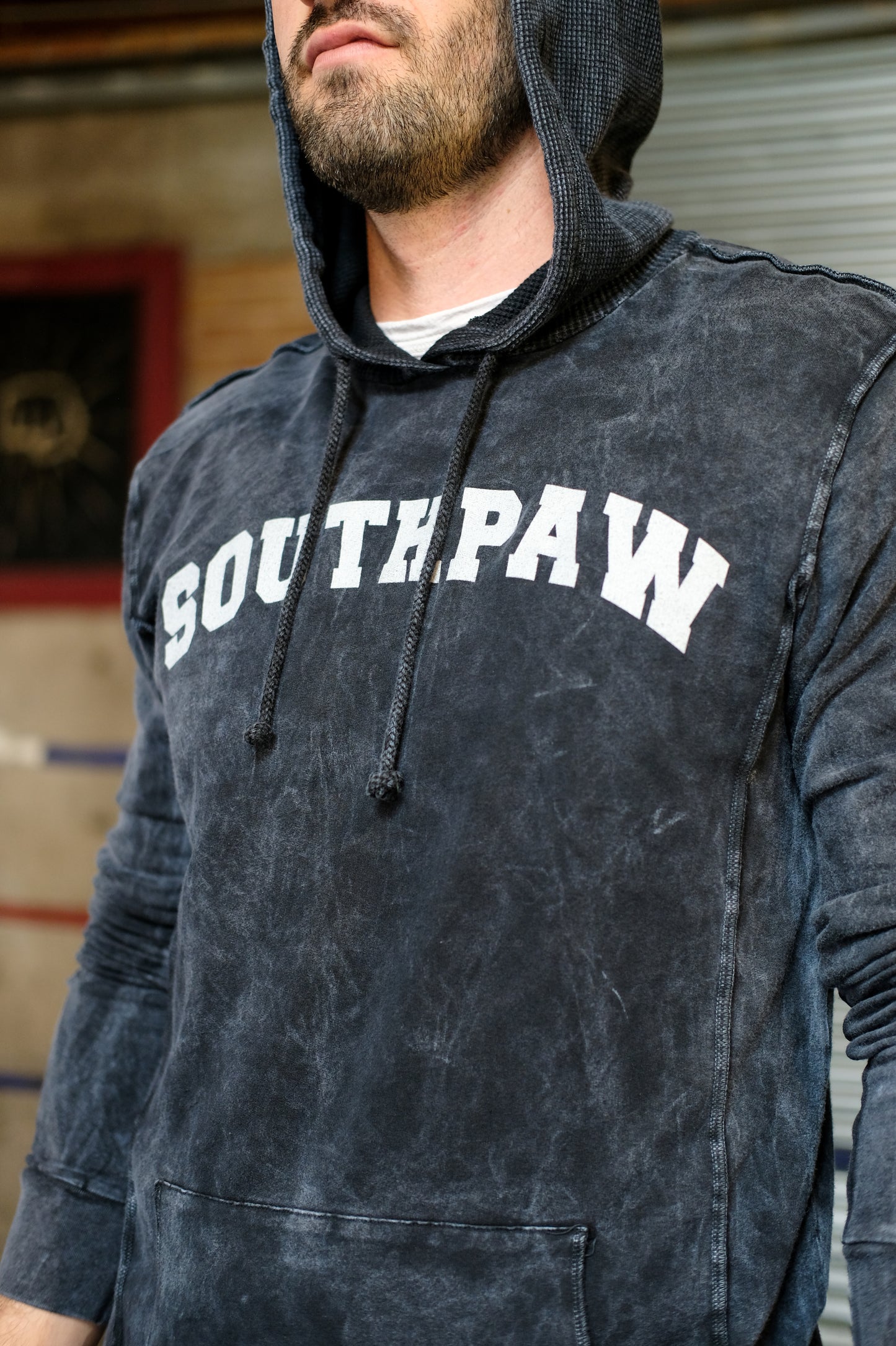 SOUTHPAW SWEATSHIRT - VINTAGE BLACK
