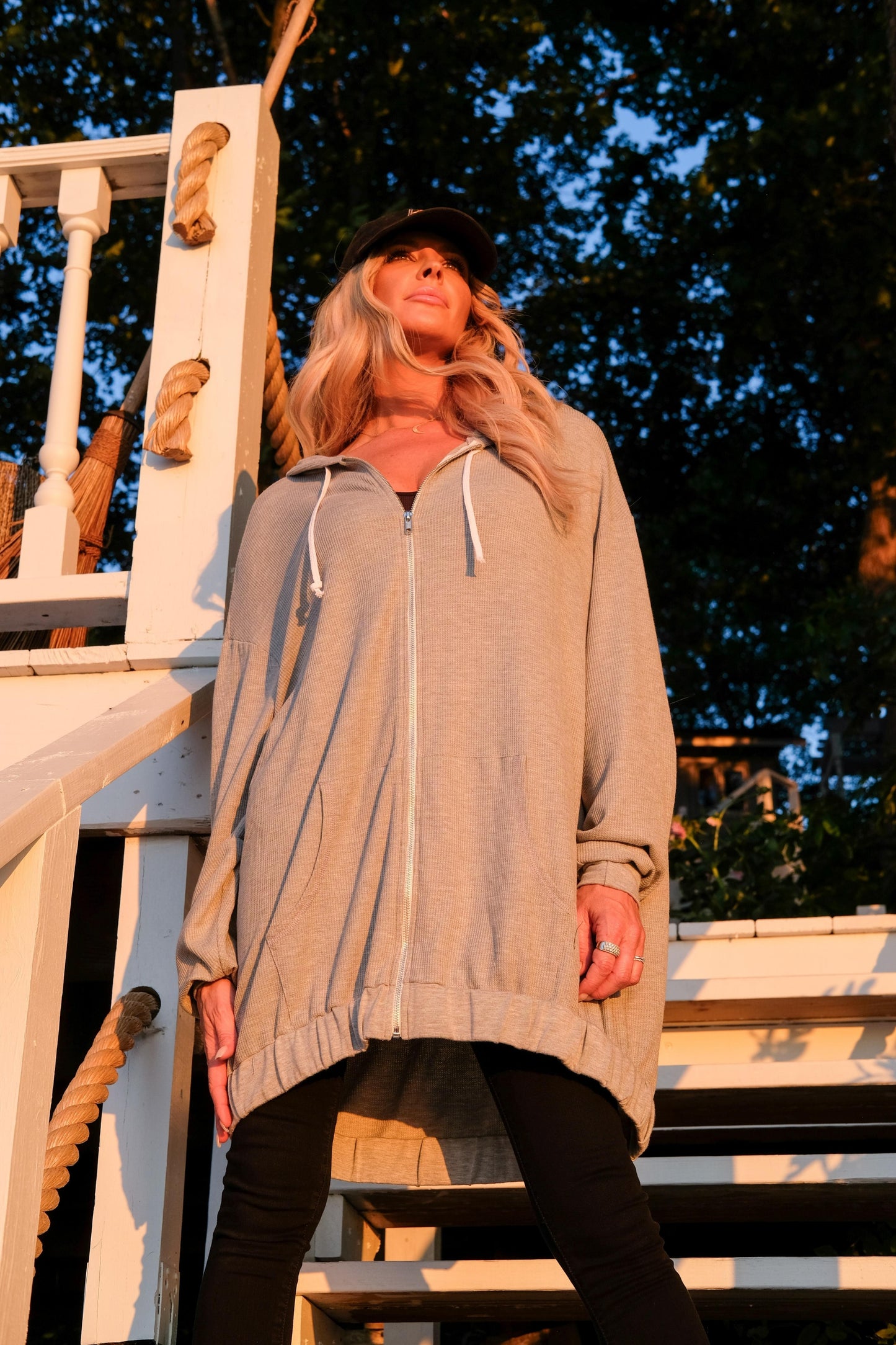 OVERSIZED ZIP SWEATSHIRT - HEATHER GREY