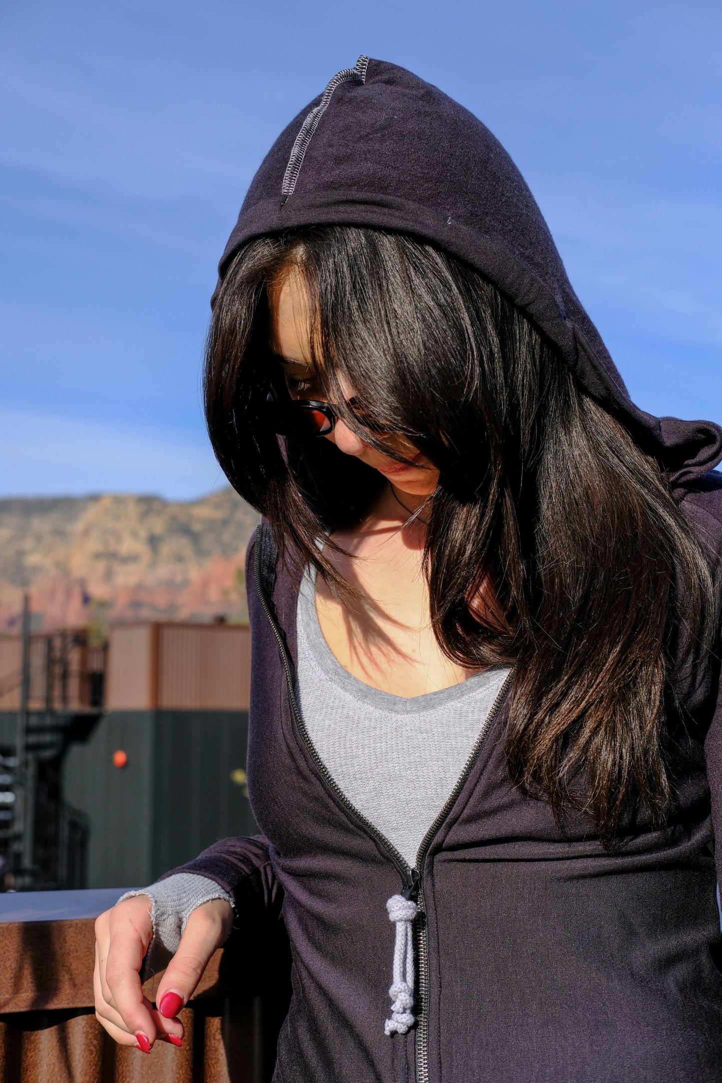 LACE BACK ZIP-UP HOODIE - COAL