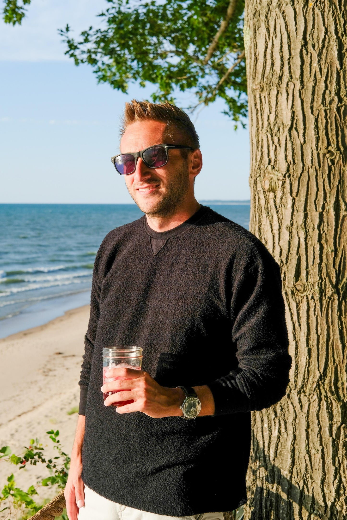 REVERSE FLEECE SWEATSHIRT - BLACK