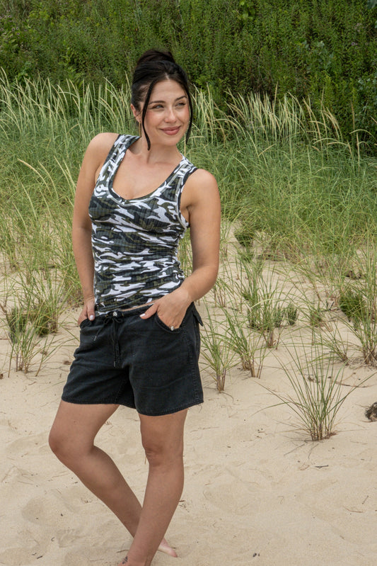 CAMO RIB V-NECK TANK-WHITE CAMO