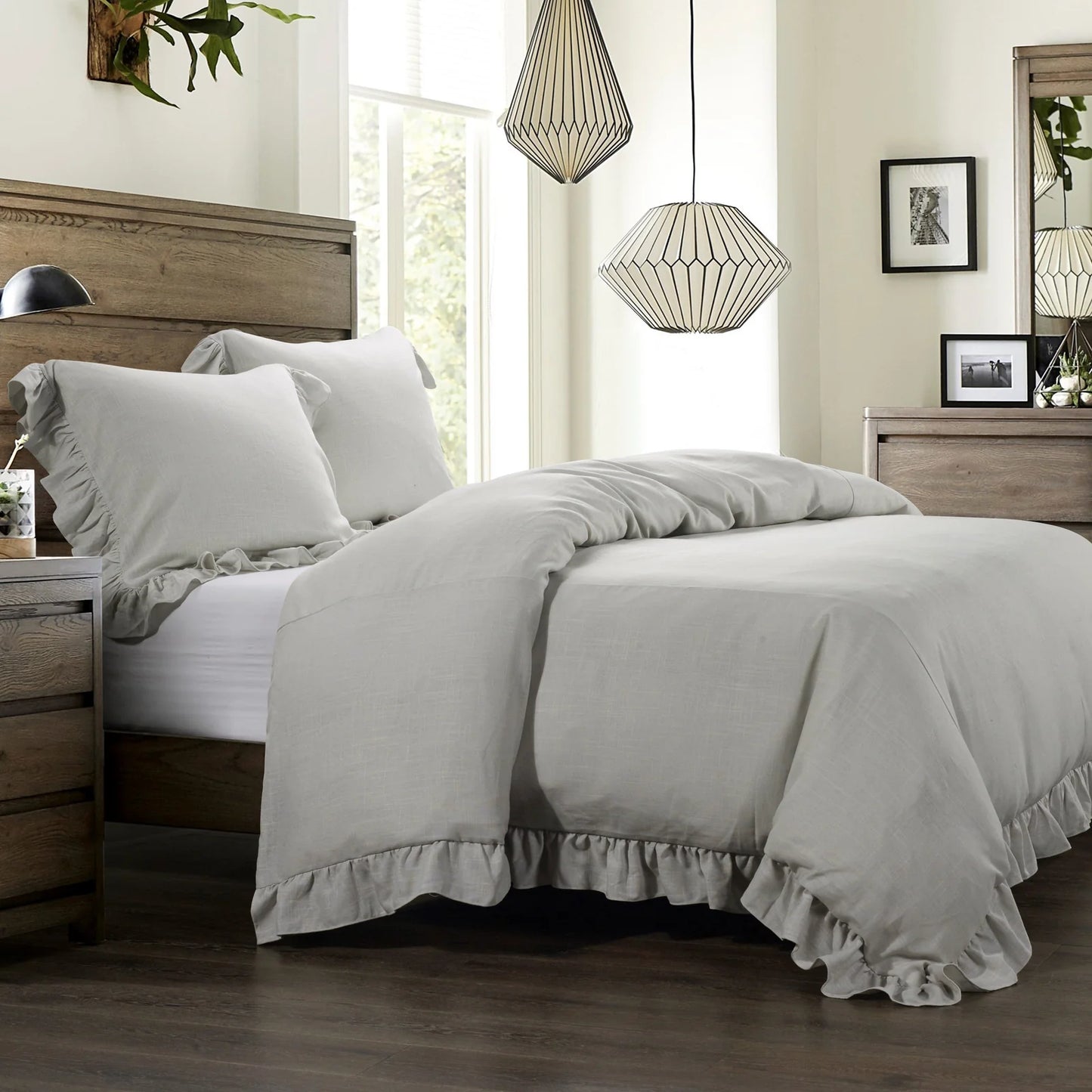 LILY WASHED LINEN RUFFLED DUVET QUEEN