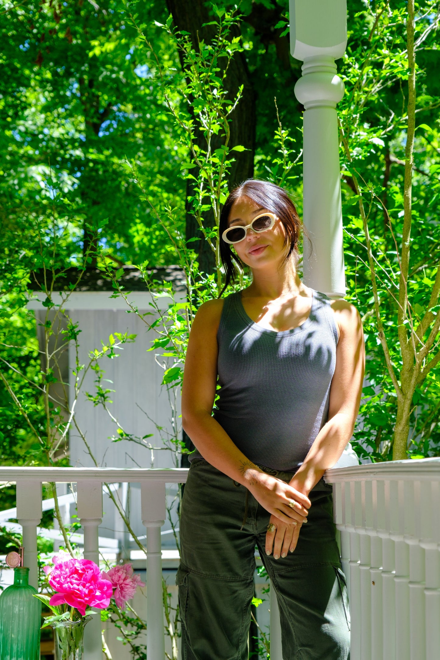 THERMAL V NECK TANK - CHARCOAL