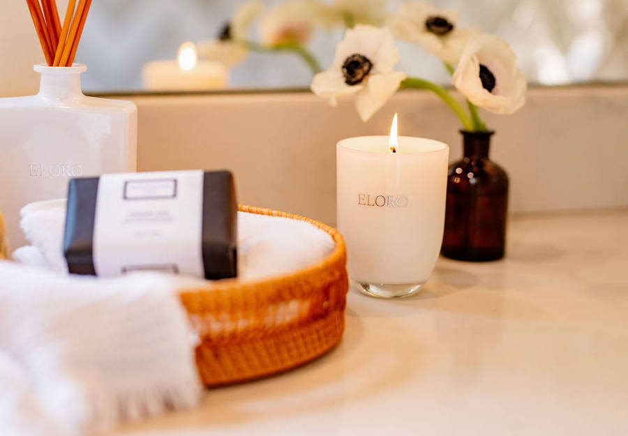 Eloro Moonflower Scented Candle