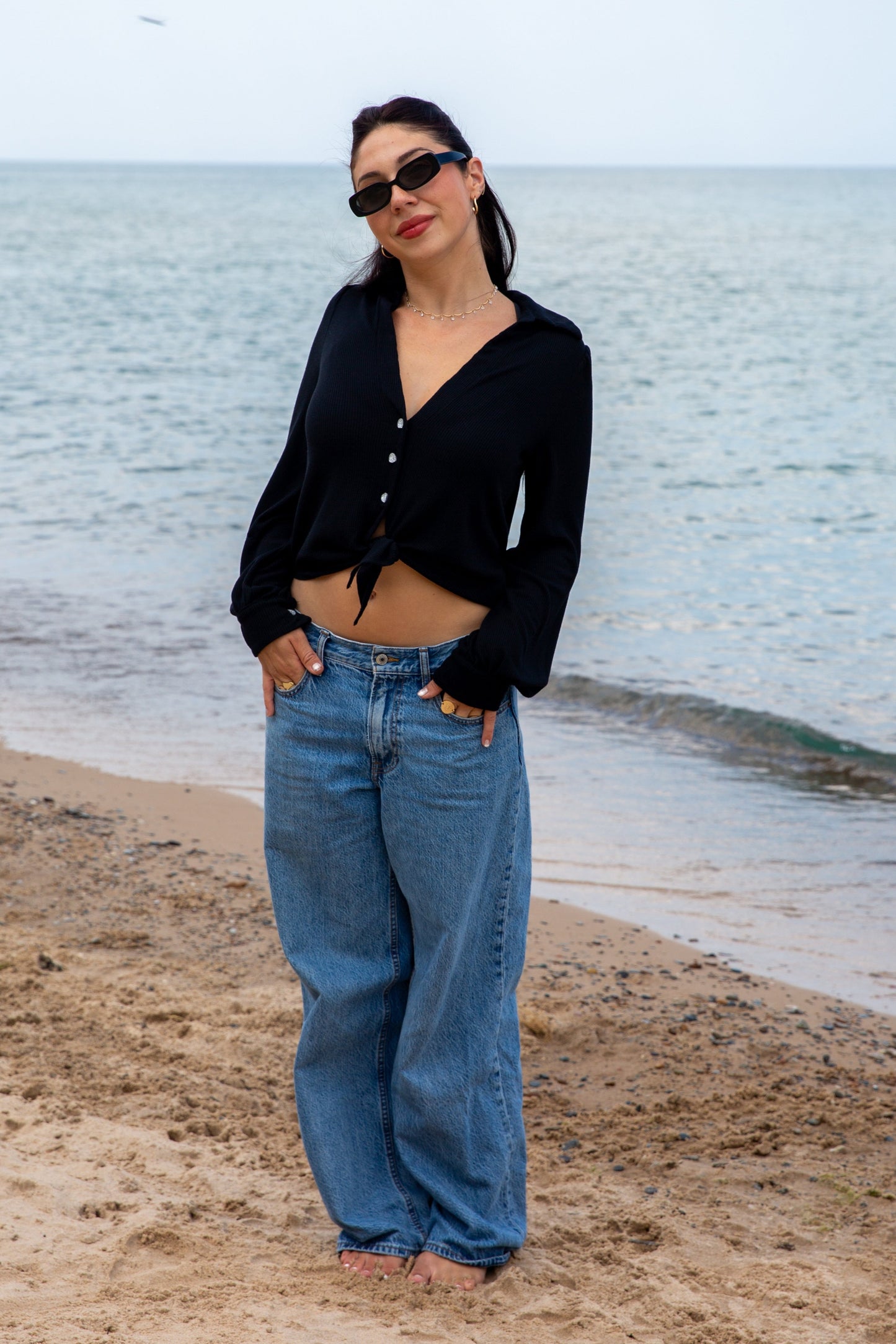 THERMAL TIE FRONT HEART SHIRT-BLACK