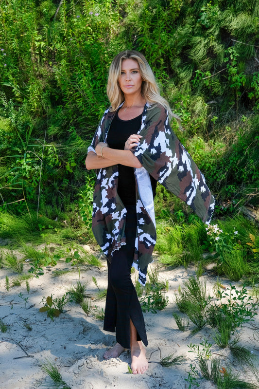 SPLIT FRONT CROP PANT - BLACK