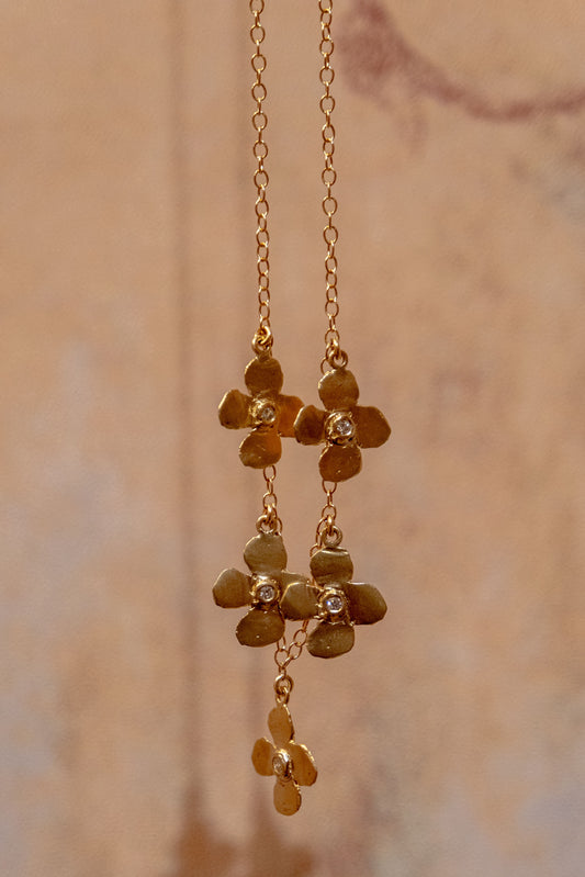 VC 5 SMALL HYDRANGEA DANGLE NECKLACE