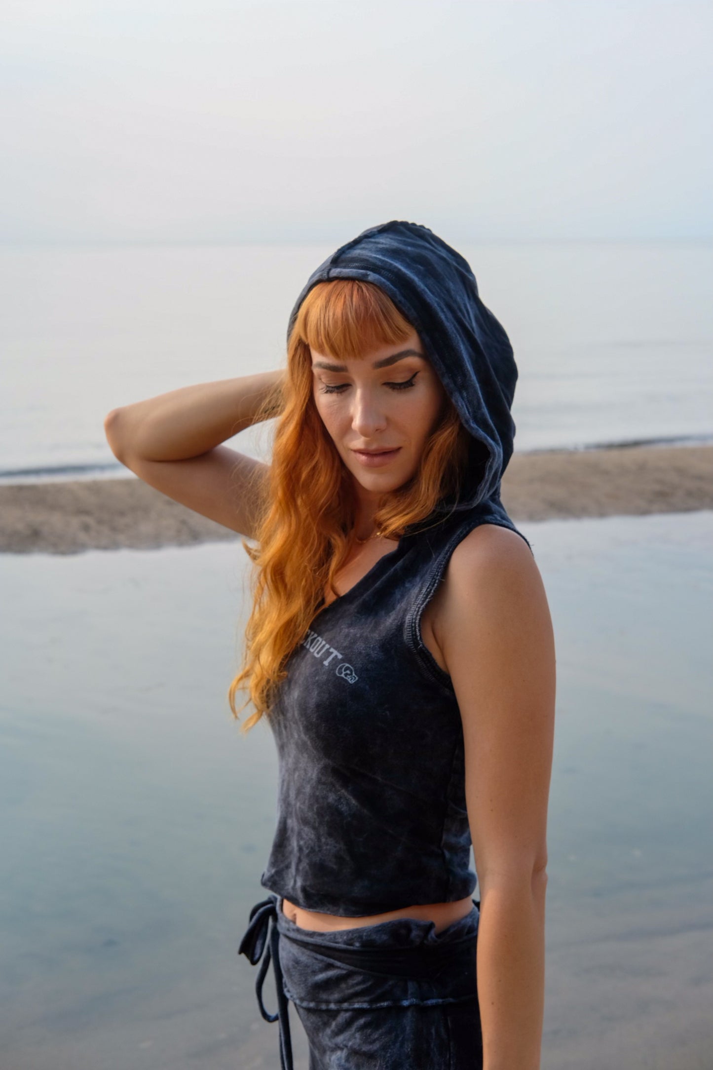 HOODED KNOCKOUT TANK - VINTAGE BLACK