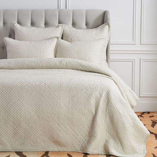 Mila Coverlet