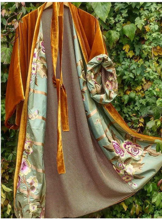 Gold Velvet Printed Long Sleeve Robe