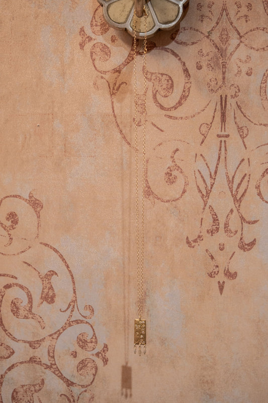 VC LONG CHERRY BLOSSOM STAMP NECKLACE