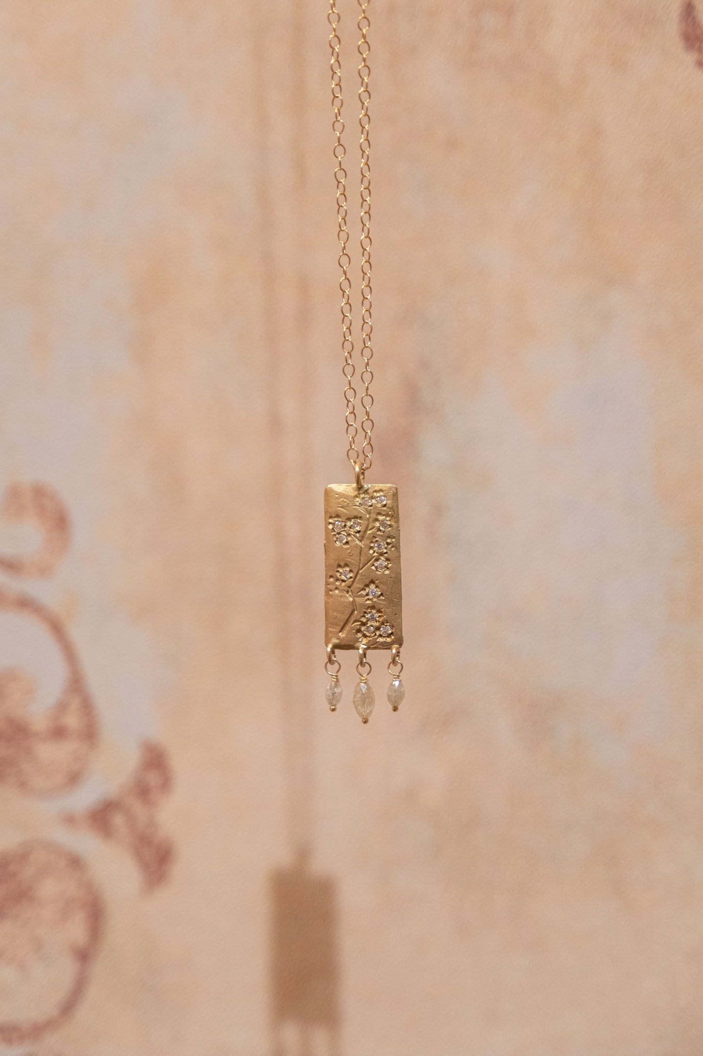 VC LONG CHERRY BLOSSOM STAMP NECKLACE