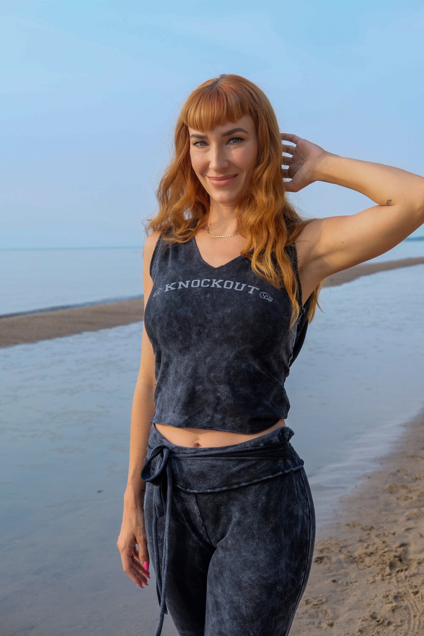 HOODED KNOCKOUT TANK - VINTAGE BLACK
