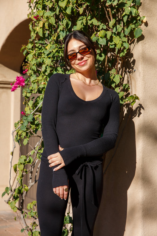 CROP LEGGING WITH TIE - BLACK