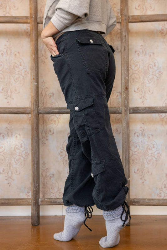R&R CARGO PANT W/ CRYSTAL BUTTONS - BLACK