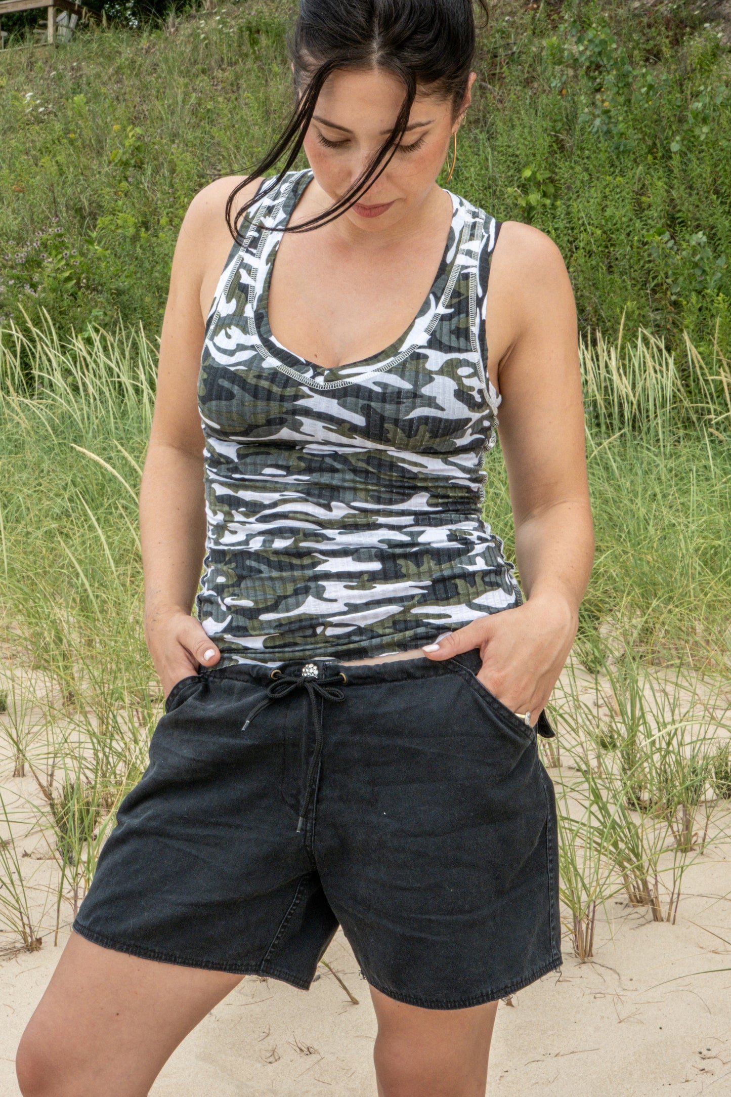 CARGO SHORT W/ CRYSTAL BUTTONS - BLACK