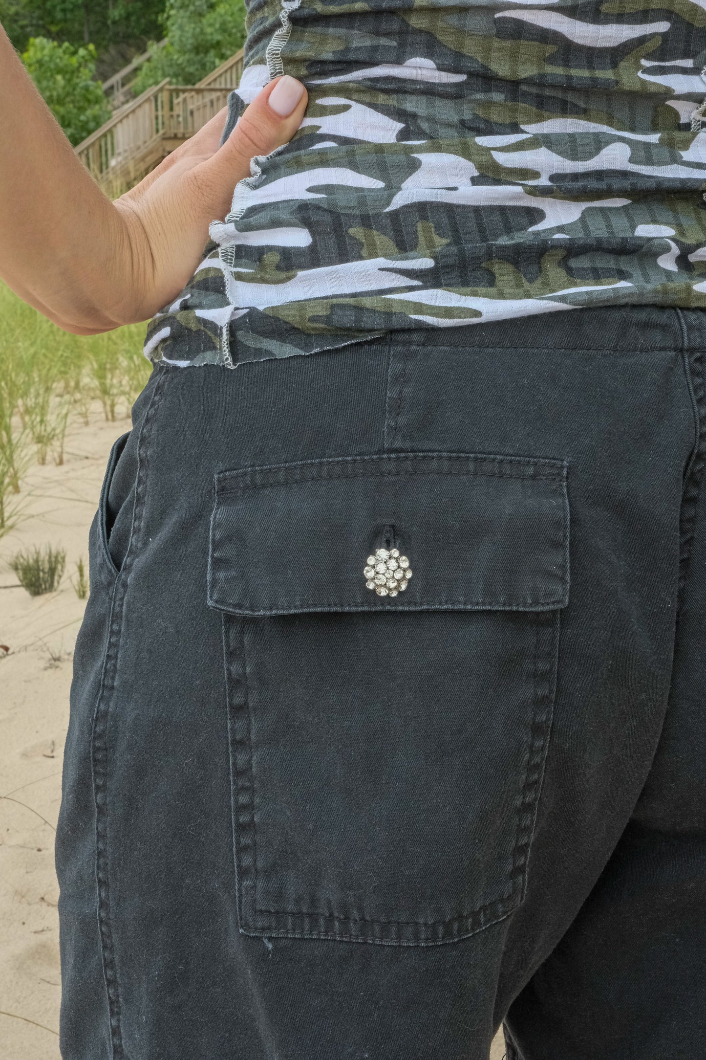 CARGO SHORT W/ CRYSTAL BUTTONS - BLACK