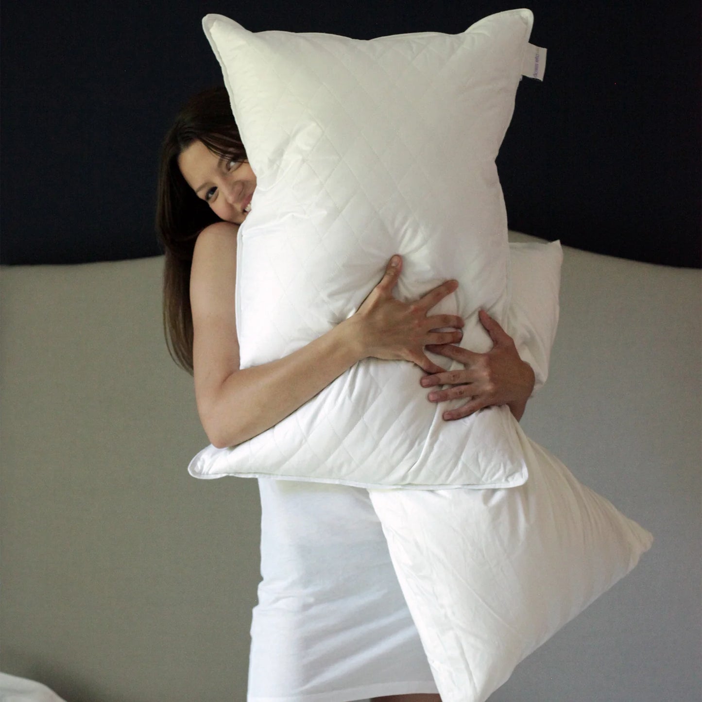 Down and Feather Pillow Diamond Support