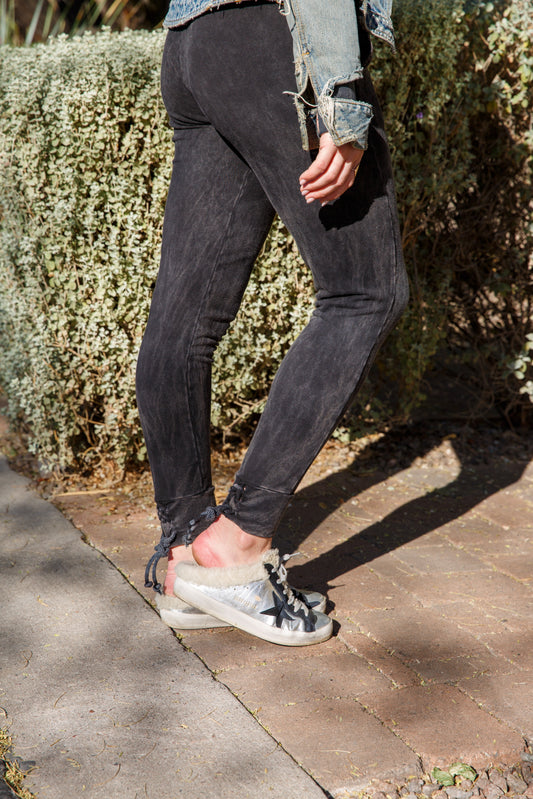 JOGGER WITH LACE BACK CUFF - VINTAGE BLACK
