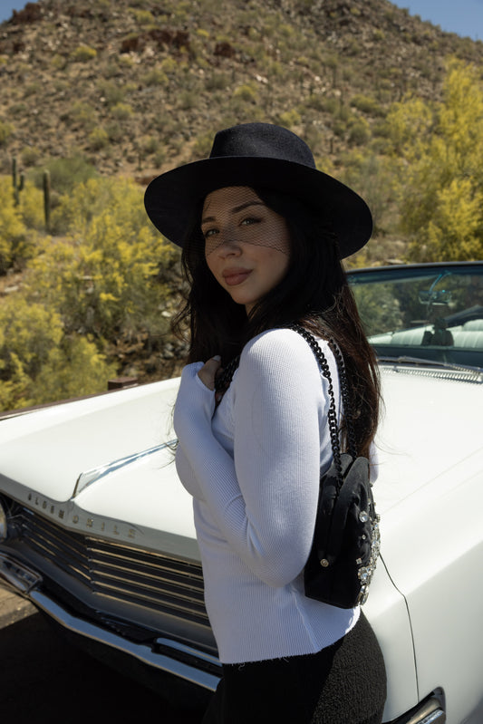 LC BLUE BELL HAT WITH VEIL