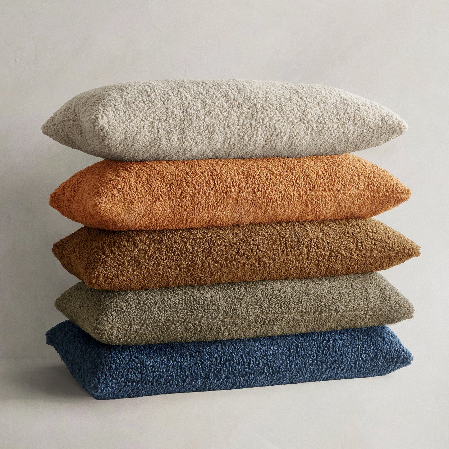 TEDDY LUMBAR PILLOW