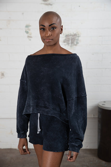 OFF SHOULDER SWEATSHIRT-VINTAGE BLACK