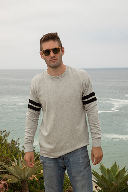 VARSITY SWEATSHIRT - HEATHER GREY/BLACK